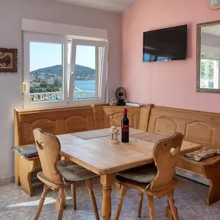 아파트 By The Sea Cove Kalebova Luka, - 13804 로고즈니차